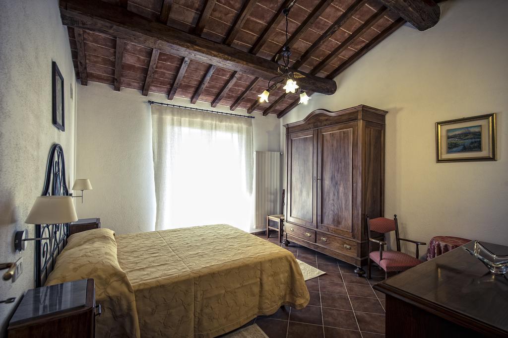 Agriturismo I Roseti Montepulciano Stazione Habitación foto